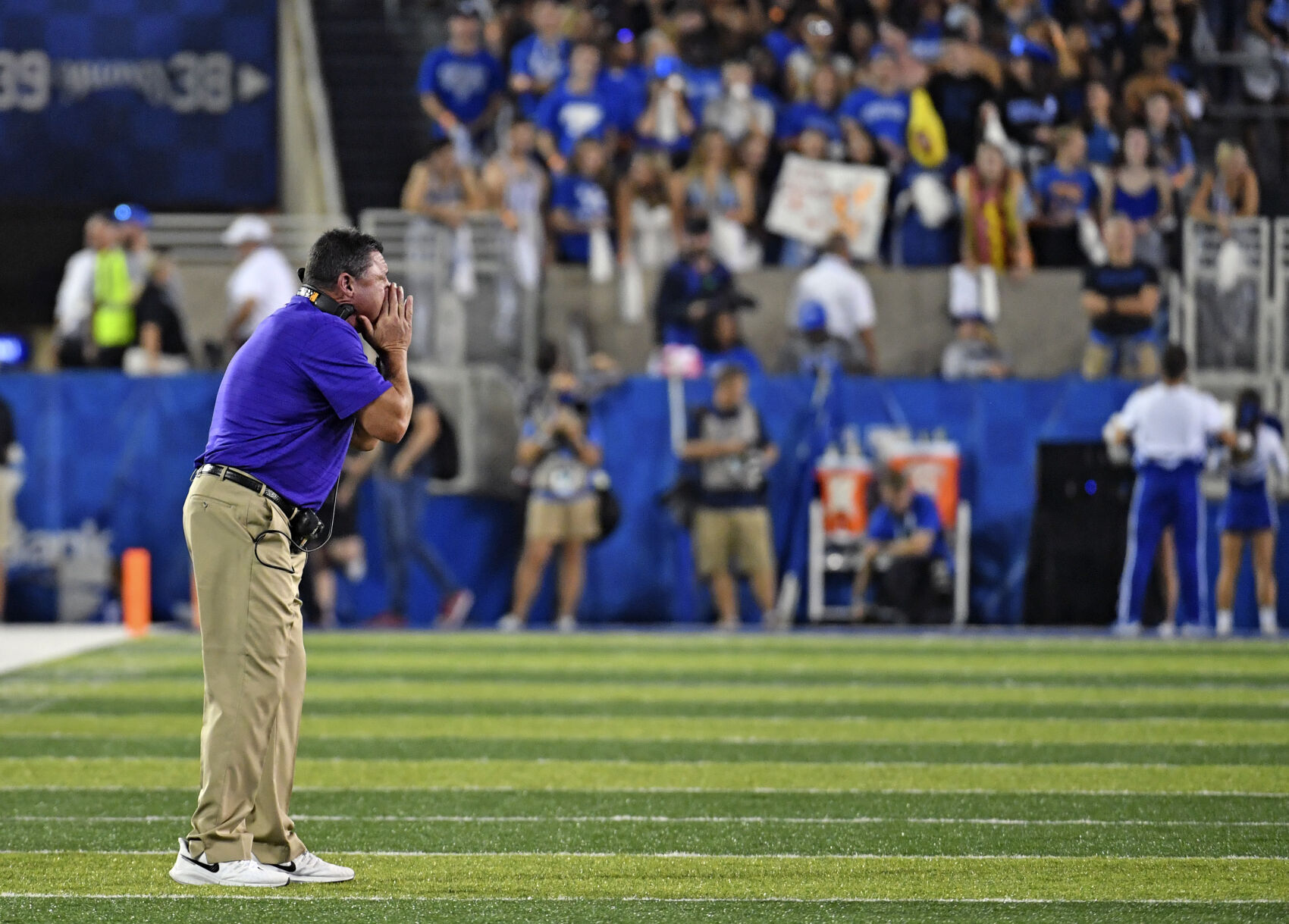lsukentucky.101021 HS 2423.JPG